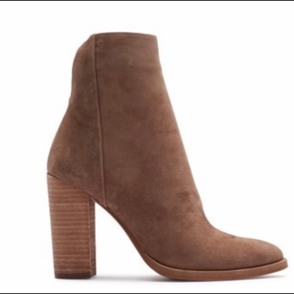 Mercer Edit "Fend Off" Heeled Booties Size 8